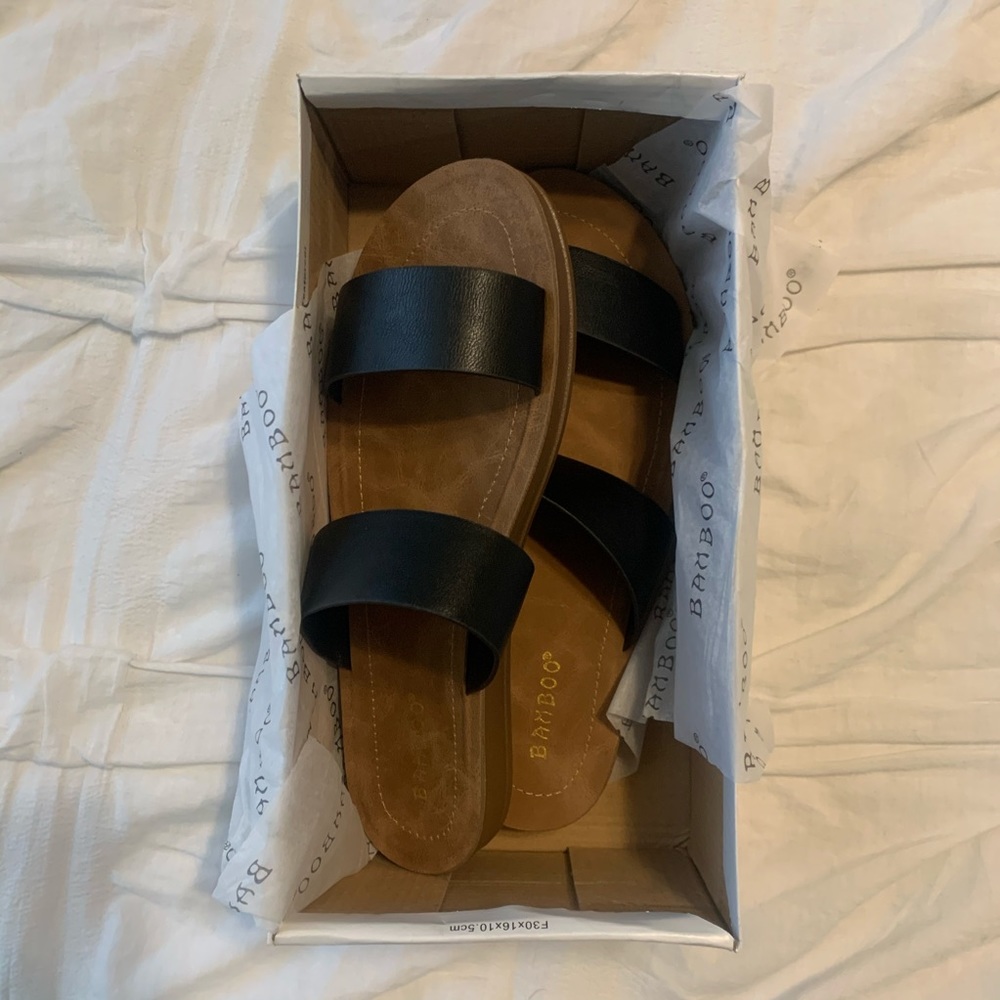 black double strap sandals *BRAND NEW*